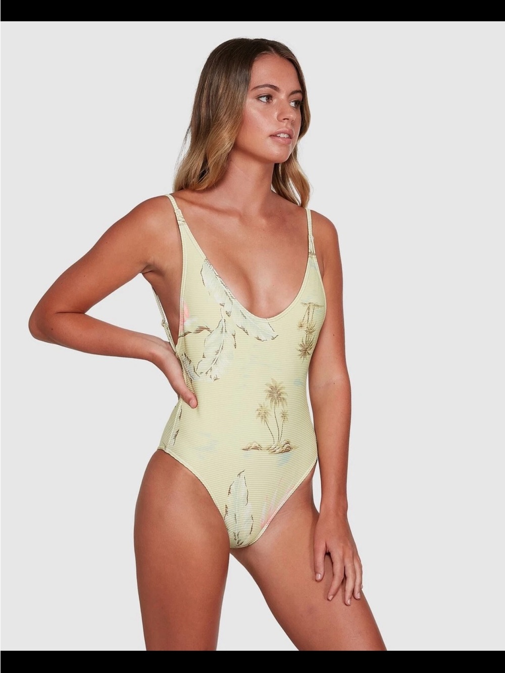 BNWT BILLABONG Women’s Maui Babe one piece swimsuit large